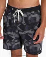 abstrato preto calção de cruzeiro homens Vuori 68NJ8J772 roupas - Image 3