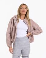 âmbar jaqueta sherpa aconchegante mulheres Vuori 68NJ8J143 roupas - Image 2