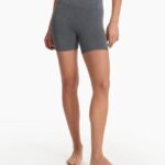 carvão lavado curta de estúdio lavada mulheres Vuori 68NJ8J233 roupas