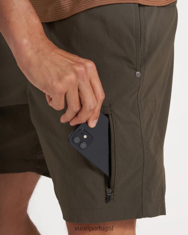 orégano escuro short alpinista técnico homens Vuori 68NJ8J727 roupas - Image 3