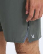 pinho empoeirado trilha curta homens Vuori 68NJ8J688 roupas - Image 6