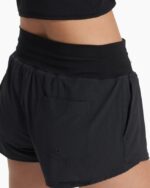 preto brisa marinha curta mulheres Vuori 68NJ8J196 roupas - Image 6
