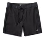 preto calção de banho de pico homens Vuori 68NJ8J786 roupas