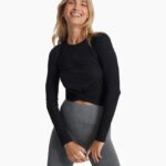 preto camiseta cove twist manga longa mulheres Vuori 68NJ8J131 roupas