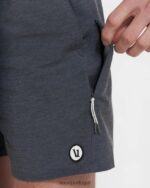 preto capa curta homens Vuori 68NJ8J791 roupas - Image 3