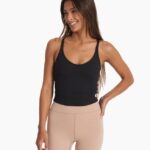 preto tanque de colheita de costela mulheres Vuori 68NJ8J54 roupas