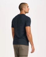 tinta camiseta de tecnologia linear homens Vuori 68NJ8J486 roupas - Image 3