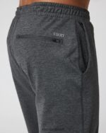 urze de carvão corredor de desempenho de domingo homens Vuori 68NJ8J868 roupas - Image 6