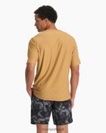 urze dourada escura camiseta de água uluwatu 23 de manga curta homens Vuori 68NJ8J493 roupas - Image 4