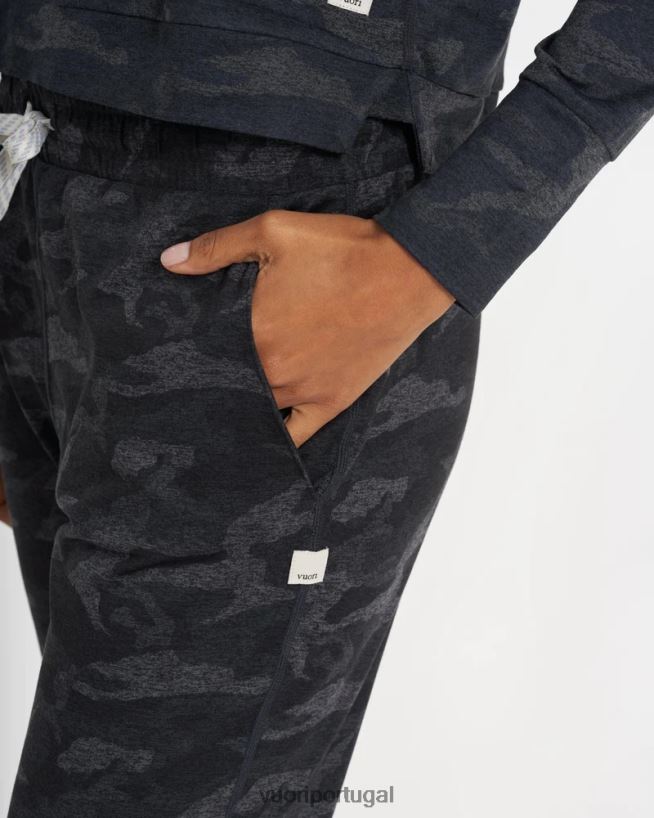 camuflagem preta corredor de desempenho mulheres Vuori 68NJ8J293 roupas